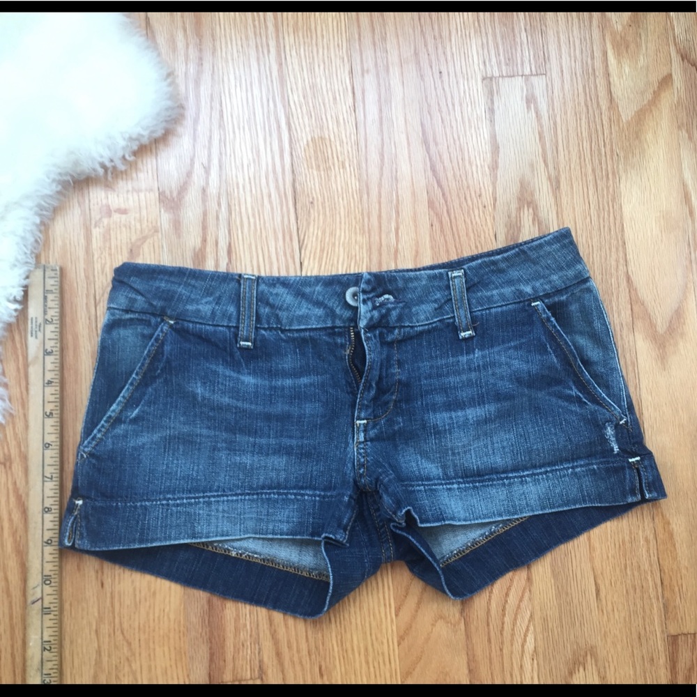 American Eagle Short Shorts